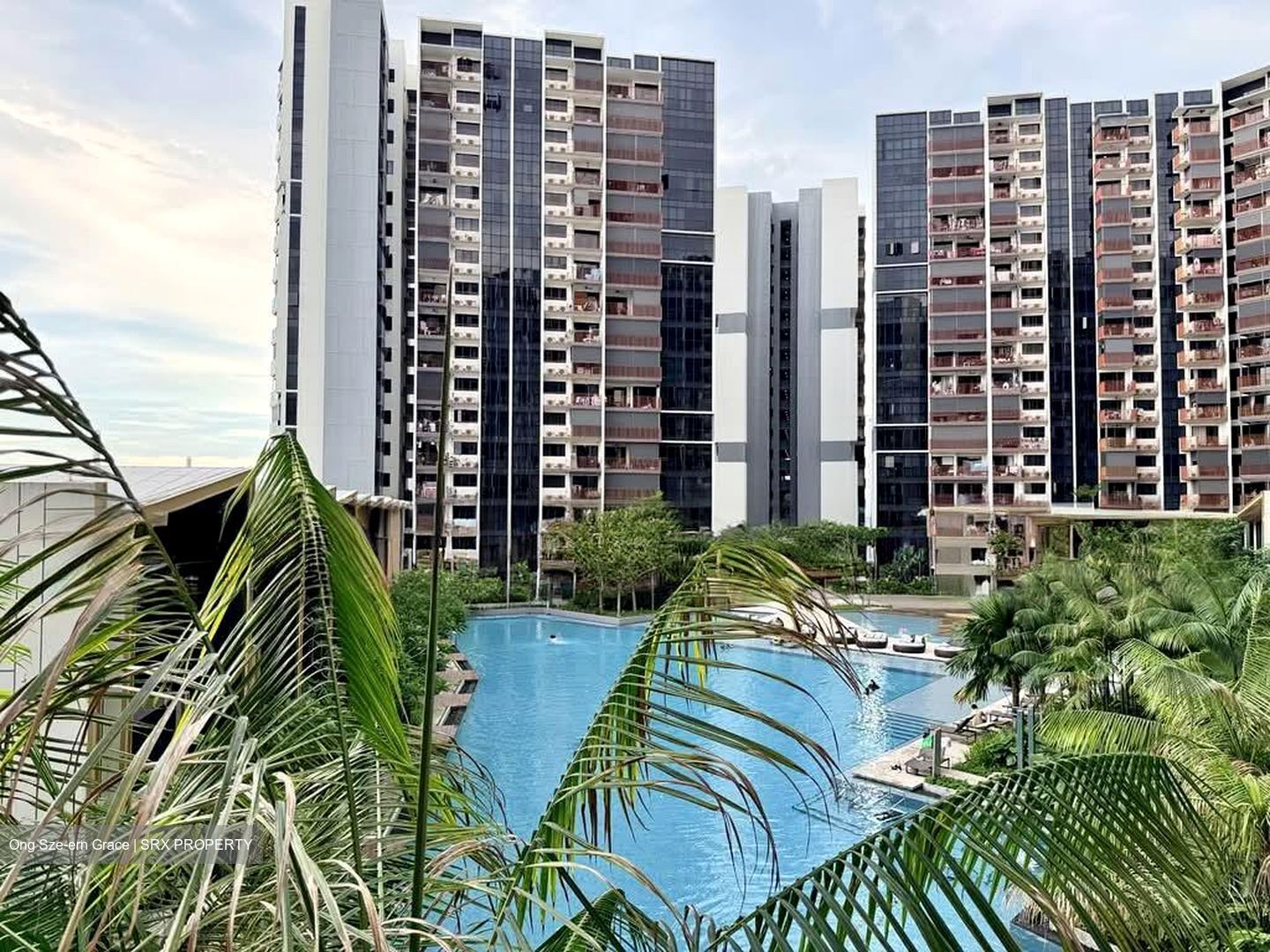 Riverfront Residences (D19), Apartment #556205191